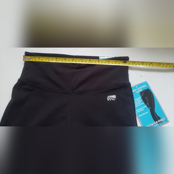 Marika Magic Tummy Control Capri Size S - Picture 3 of 11